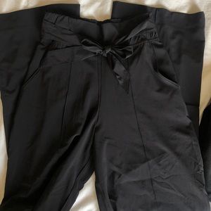 LuluLemon EU Noir Pant